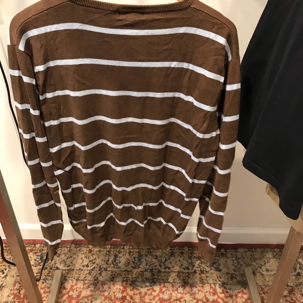 Sweater - Picture 3 of 3